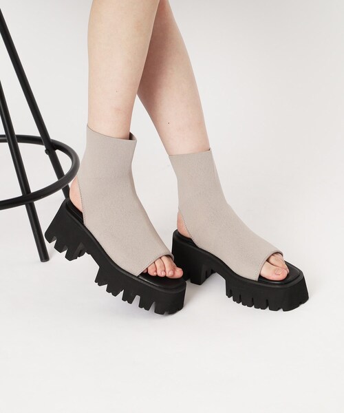 ESPERANZA(エスペランサ)の「タンクソールニットブーツサンダル 24SS(ブーツ・レディース・チョコ/ブラック系2・S/M/L/LL)」の5枚目の写真
