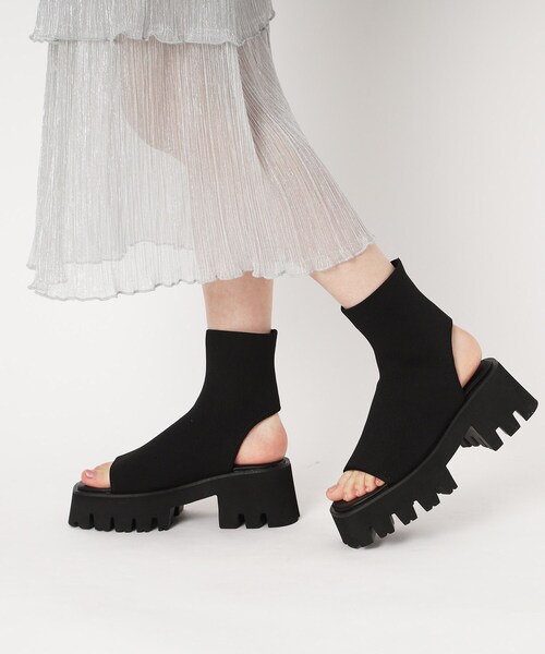 ESPERANZA(エスペランサ)の「タンクソールニットブーツサンダル 24SS(ブーツ・レディース・チョコ/ブラック系2・S/M/L/LL)」の2枚目の写真