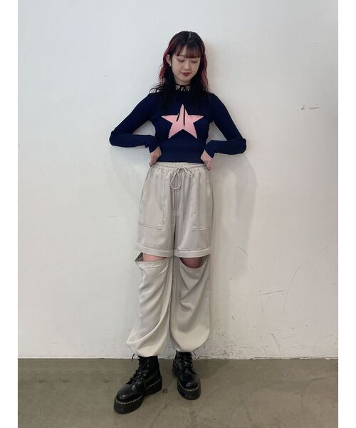 jouetie(ジュエティ)の「スターモチーフフィットニット(ニット/セーター・レディース・オフホワイト/ネイビー/ブラック・MEDIUM)」の4枚目の写真