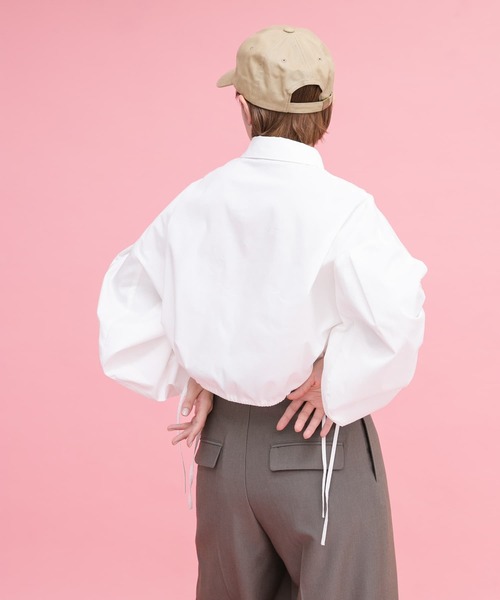 KBF(ケイビーエフ)の「ダブルドロストギャザースリーブシャツ(シャツ/ブラウス・レディース・オフホワイト/グリーン系その他/ブルー系その他・ONE)」の8枚目の写真