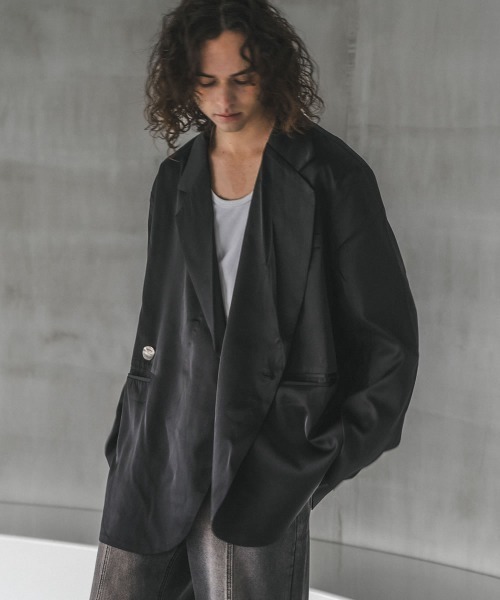 Shoowtime（ショウタイム）の「サテンシングルブレストテーラード