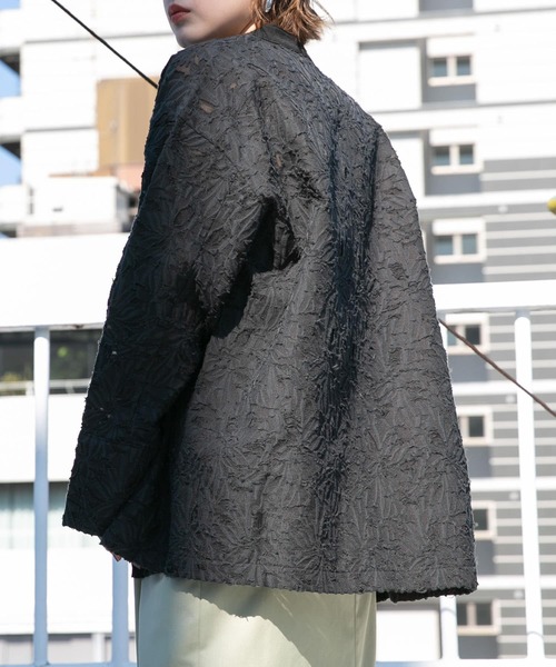 KBF(ケイビーエフ)の「シアーカットJQバンドカラーシャツ(シャツ/ブラウス・レディース・チャコールグレー/アイボリー・ONE)」の18枚目の写真