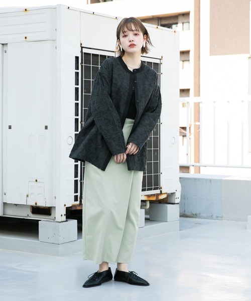 KBF(ケイビーエフ)の「シアーカットJQバンドカラーシャツ(シャツ/ブラウス・レディース・チャコールグレー/アイボリー・ONE)」の20枚目の写真