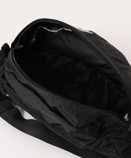 THE NORTH FACE（ザノースフェイス）の「【THE NORTH FACE/ザ・ノース・フェイス】SWEEP（ボディバッグ/ウエストポーチ・レディース・ブラック・FREE）」の4枚目の写真