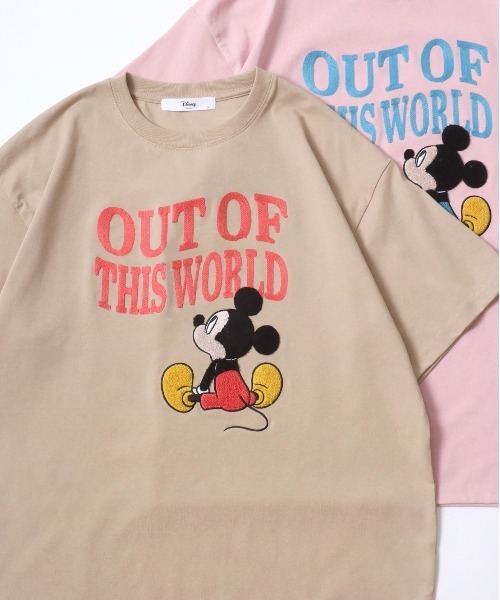 Disney(ディズニー)の「Disney /ディズニー ミッキー くまのプーさん 101匹わんちゃん サガラ刺繍 ラインストーン オーバーサイズBIG半袖Tシャツ(Tシャツ/カットソー・レディース・ライトグレー/イエロー系その他/ホワイト系その他/パープル/ミント/ブルー系その他/オフホワイト/グレー系その他/ピンク/ベージュ/マスタード/グリーン系その他/オートミール/イエロー/グリーン系その他2/ネイビー・M/L)」の1枚目の写真
