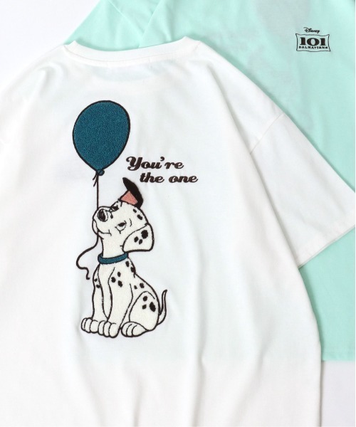 Disney(ディズニー)の「Disney /ディズニー ミッキー くまのプーさん 101匹わんちゃん サガラ刺繍 ラインストーン オーバーサイズBIG半袖Tシャツ(Tシャツ/カットソー・レディース・ライトグレー/イエロー系その他/ホワイト系その他/パープル/ミント/ブルー系その他/オフホワイト/グレー系その他/ピンク/ベージュ/マスタード/グリーン系その他/オートミール/イエロー/グリーン系その他2/ネイビー・M/L)」の2枚目の写真
