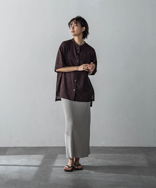 MAYSON GREY（メイソングレイ）の「配色リブタイトニットスカート≪セットアップ対応≫（スカート・レディース・ブラック/ベージュ/グリーン/オフホワイト・M）」の5枚目の写真