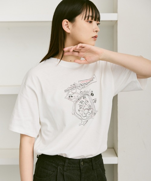 flaner（フラネ）の「Loose assort print tee / ルーズアソートプリントT（Tシャツ/カットソー・レディース・ホワイト系その他2/ホワイト系その他3/ホワイト系その他・LARGE/MEDIUM）」の8枚目の写真