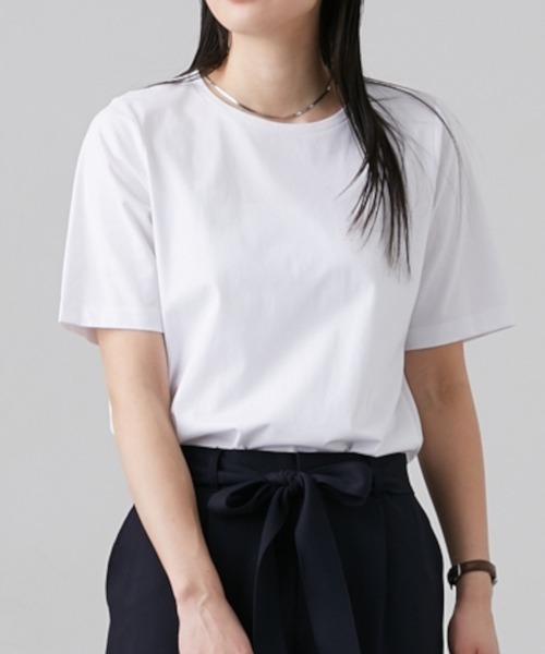 slattgir(スラットジール)の「高身長 綿混ONにもOFFにも使えるキレイ見えTシャツ (トールサイズ)(Tシャツ/カットソー・レディース・ホワイト/ブラック/ブルーグレー/ブルー/ミント・LL/3L/4L/5L/M/L)」の1枚目の写真
