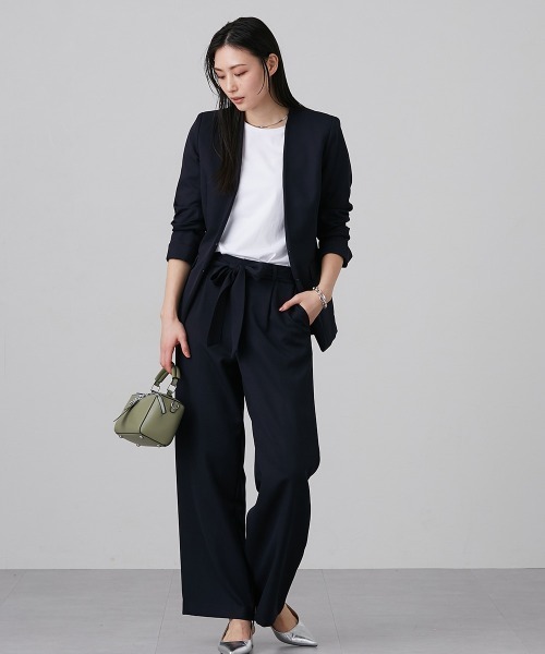 slattgir(スラットジール)の「高身長 綿混ONにもOFFにも使えるキレイ見えTシャツ (トールサイズ)(Tシャツ/カットソー・レディース・ホワイト/ブラック/ブルーグレー/ブルー/ミント・LL/3L/4L/5L/M/L)」の20枚目の写真
