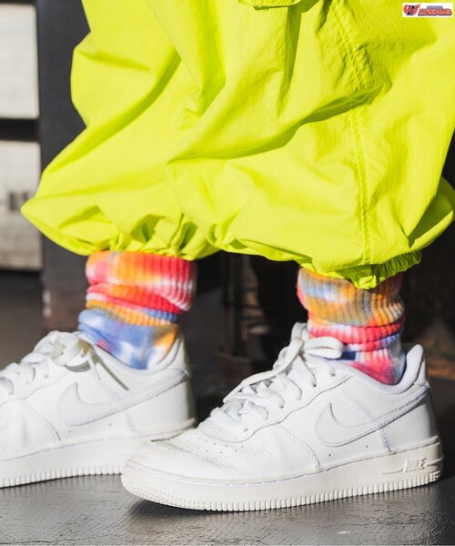 BREEZE（ブリーズ）の「たびsoku Directed by Sasya,HINATA.M,ITTA from KADOKAWA DREAMS（ソックス/靴下・キッズ・ブルー/オフホワイト/ブラック/エメラルド/レインボー/ライム/レッド/チェック/オレンジ・18/21/24）」の7枚目の写真