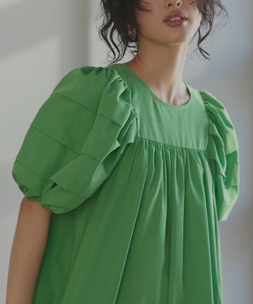 RUIRUE BOUTIQUE(ルイルエブティック)の「洗えるタックギャザーロング丈リゾートワンピース(ワンピース・レディース・グリーン/ベージュ/ブラック/ブルー・L/M/S)」の6枚目の写真