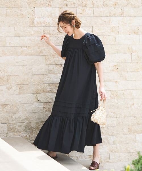 RUIRUE BOUTIQUE(ルイルエブティック)の「洗えるタックギャザーロング丈リゾートワンピース(ワンピース・レディース・グリーン/ベージュ/ブラック/ブルー・L/M/S)」の14枚目の写真