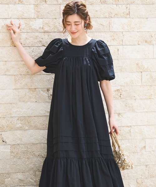 RUIRUE BOUTIQUE(ルイルエブティック)の「洗えるタックギャザーロング丈リゾートワンピース(ワンピース・レディース・グリーン/ベージュ/ブラック/ブルー・L/M/S)」の13枚目の写真