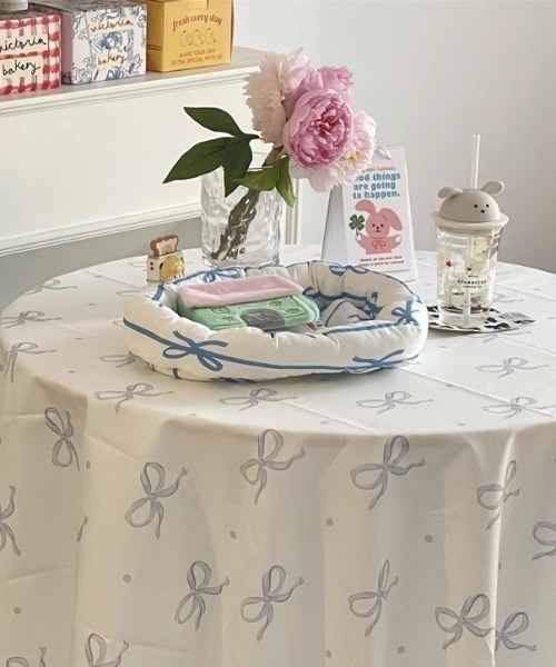 Made in I(メイドインアイ)の「Ribbon graphic table cloth(ランチョンマット/テーブルウェア・レディース・ホワイト・FREE)」の2枚目の写真