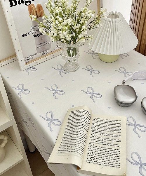 Made in I(メイドインアイ)の「Ribbon graphic table cloth(ランチョンマット/テーブルウェア・レディース・ホワイト・FREE)」の4枚目の写真