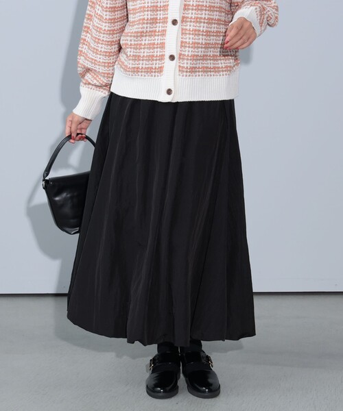 BEAMS HEART(ビームスハート)の「ワッシャー バルーンスカート(スカート・レディース・ブラック/オフホワイト・FREE)」の2枚目の写真