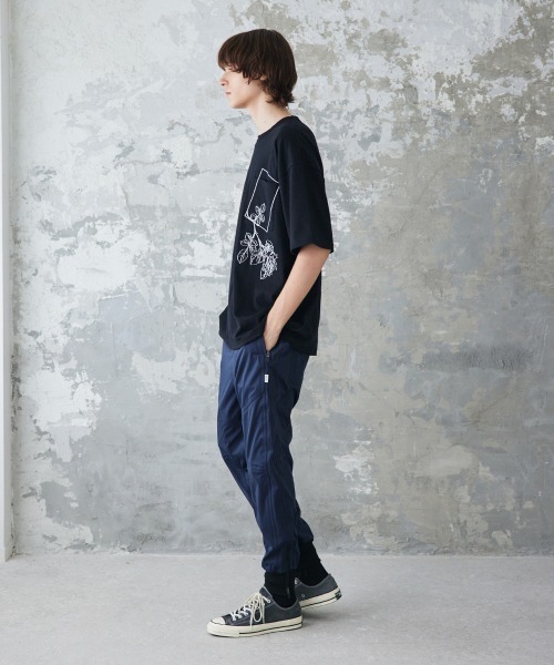 rehacer(レアセル)の「rehacer : Flower Slant Pocket CS / フラワー スラント ポケットカットソー(Tシャツ/カットソー・メンズ・ブラック/ホワイト・SMALL/MEDIUM/X-LARGE/LARGE)」の13枚目の写真