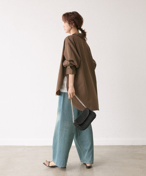 RIVE DROITE（リヴドロワ）の「【MONN.:.(モン)】スリットシャツ（シャツ/ブラウス・レディース・ブラウン/ブラック・FREE）」の20枚目の写真