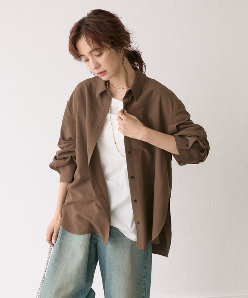 RIVE DROITE（リヴドロワ）の「【MONN.:.(モン)】スリットシャツ（シャツ/ブラウス・レディース・ブラウン/ブラック・FREE）」の22枚目の写真