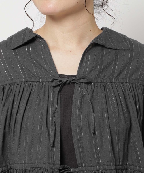 niko and...(ニコアンド)の「ラメドビーリボンブラウス(シャツ/ブラウス・レディース・チャコール/オフホワイト/ブルー・FREE)」の20枚目の写真