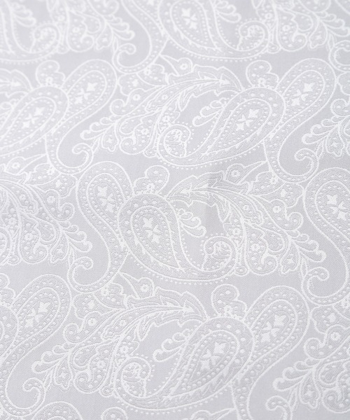 CROWDED CLOSET（クラウデッドクローゼット）の「シャドーペイズリー柄チーフ（同素材ネクタイ・ボウタイあり）（ポケットチーフ・メンズ・シルバー/ボルドー/オレンジ/ブルー・FREE）」の14枚目の写真