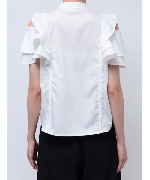 MERCURYDUO（マーキュリーデュオ）の「2WAYオープンショルダーラッフルブラウス（シャツ/ブラウス・レディース・オフホワイト/その他1/ブルー・FREE）」の15枚目の写真