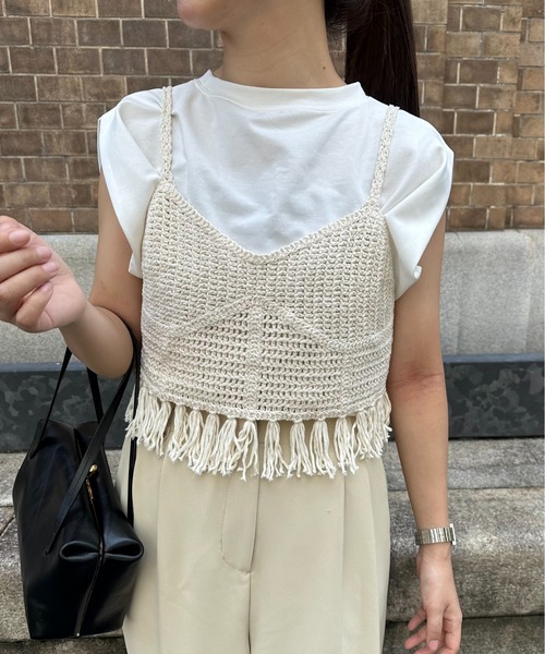 I_am（アイアム）の「shoulder tuck design tops / ショルダータックデザイントップス（Tシャツ/カットソー・レディース・ホワイト/ブラック・FREE）」の10枚目の写真