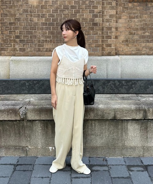 I_am（アイアム）の「shoulder tuck design tops / ショルダータックデザイントップス（Tシャツ/カットソー・レディース・ホワイト/ブラック・FREE）」の14枚目の写真