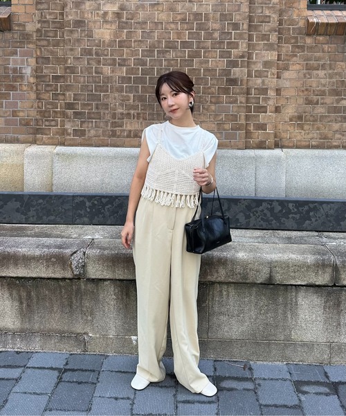 I_am（アイアム）の「shoulder tuck design tops / ショルダータックデザイントップス（Tシャツ/カットソー・レディース・ホワイト/ブラック・FREE）」の15枚目の写真