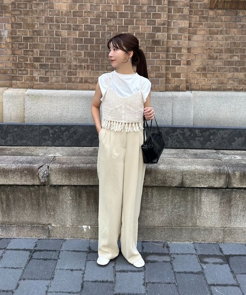 I_am（アイアム）の「shoulder tuck design tops / ショルダータックデザイントップス（Tシャツ/カットソー・レディース・ホワイト/ブラック・FREE）」の16枚目の写真