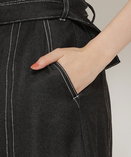 REDYAZEL（レディアゼル）の「ポケット付きベルテッドミニスカート（デニムスカート・レディース・ブラック/ネイビー・SMALL/MEDIUM）」の9枚目の写真