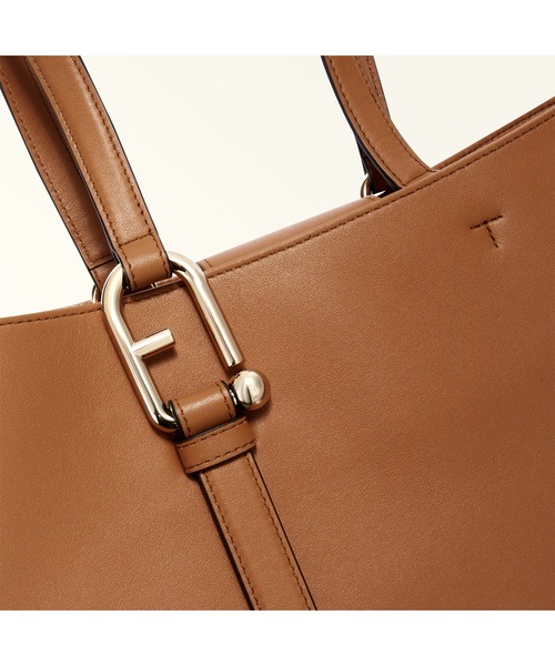FURLA（フルラ）の「FURLA NUVOLA L TOTE（トートバッグ・レディース・ライトブラウン・ONE SIZE）」の3枚目の写真