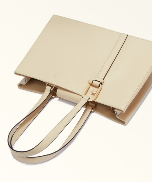 FURLA（フルラ）の「フルラヌヴォラ (FurlaNuvola)トートバッグ（トートバッグ・レディース・ライトブラウン・ONE SIZE）」の16枚目の写真