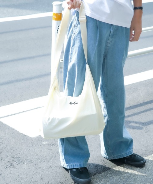 BEN DAVIS(ベンデイビス)の「【BEN DAVIS/ベンデイビス】ナイロンショルダーバッグ BDW-8365(バックパック/リュック・メンズ・ベージュ/オフホワイト/ブラック/カーキ・FREE)」の17枚目の写真