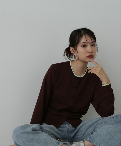 N.（N. Natural Beauty Basic）（エヌエヌナチュラルビューティーベーシック）の「◆バイカラークルーネックニットカーディガン（カーディガン/ボレロ・レディース・ブラウン/ネイビー/ライラック・MEDIUM）」の4枚目の写真