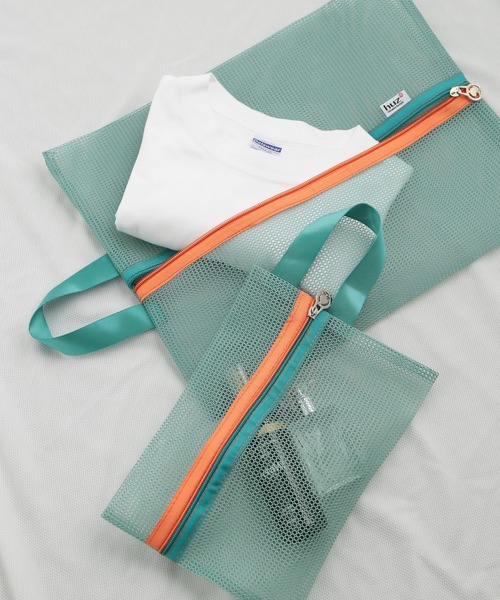 値下げ可能！新品★ ファミリア トラベルポーチ 3点セット メッシュ 新品 ファミリア familiar トラベルポーチ 3個セット - メルカリ