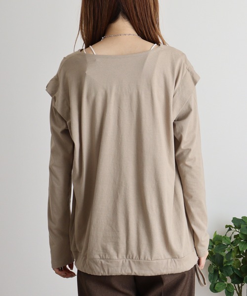 atONE(アットワン)の「atONE タックディテールリボンVネックカットソー(Tシャツ/カットソー・レディース・オフホワイト/ブラック/グレイッシュベージュ/カーキ/チャコールグレー・M-L/4L~5L/LL~3L)」の12枚目の写真