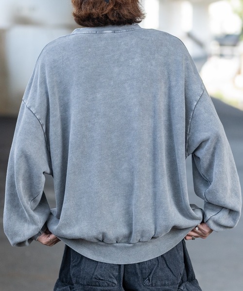 JOHN'S CLOSET(ジョンズクローゼット)の「【13】グランジデザイン オーバーサイズ クルーネックスウェット(スウェット・メンズ・オフホワイト/チャコールグレー/ライトグレー/パープル/スモークピンク/ブラウン・LARGE/MEDIUM)」の14枚目の写真