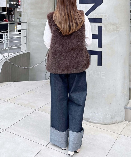 INGNI（イング）の「エコファーベスト（ベスト・レディース・ブラウン/グレー/アイボリー・M）」の6枚目の写真