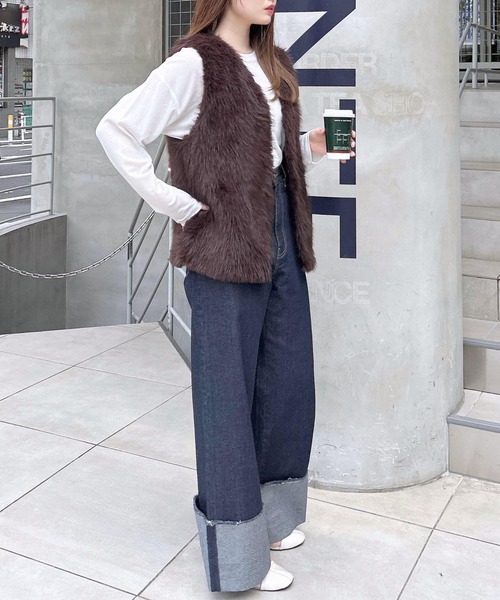 INGNI（イング）の「エコファーベスト（ベスト・レディース・ブラウン/グレー/アイボリー・M）」の8枚目の写真