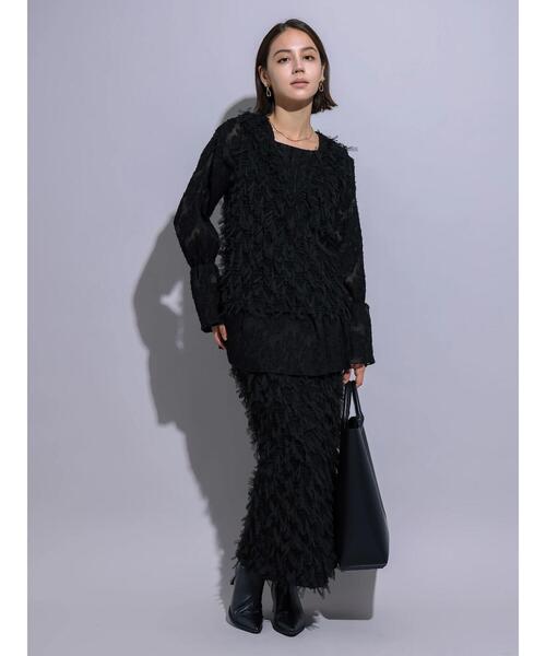 Te chichi(テチチ)の「【Atelier Noir】フリンジチュールVネックベスト(セットアップ可)(シャツ/ブラウス・レディース・ブラック・F)」の5枚目の写真