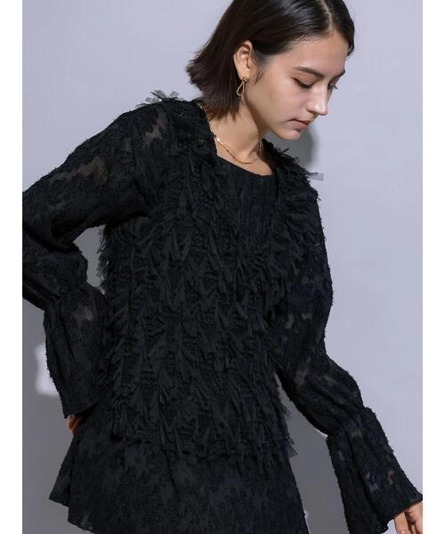 Te chichi(テチチ)の「【Atelier Noir】フリンジチュールVネックベスト(セットアップ可)(シャツ/ブラウス・レディース・ブラック・F)」の7枚目の写真