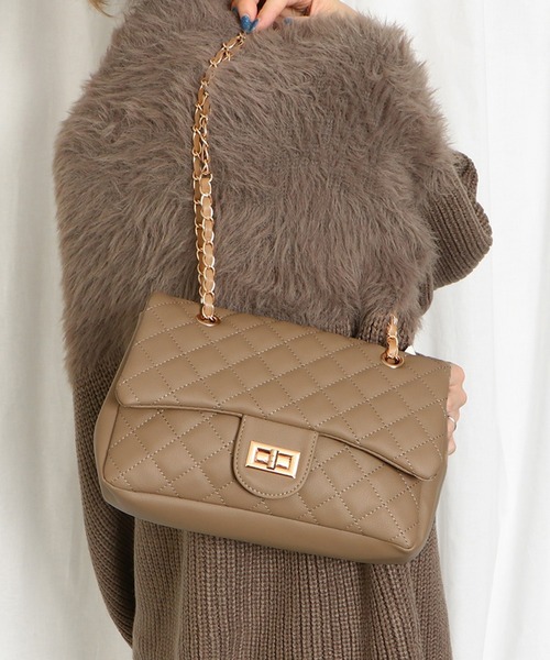 GORGE(ゴージ)の「《キルティング×チェーン》ルルナ2WAYショルダーBAG レディース 斜め掛け オールシーズン(ショルダーバッグ・レディース・ベージュ/ブラック/ライトピンク/アイボリー/ブルー・F)」の20枚目の写真