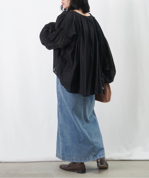 LUCA/LADY LUCK LUCA（ルカ/レディラックルカ）の「LC/LLL 硫化染めナローデニムスカート / フロントスリットデニムタイトスカート（デニムスカート・レディース・ブラック/インディゴブルー・FREE）」の7枚目の写真