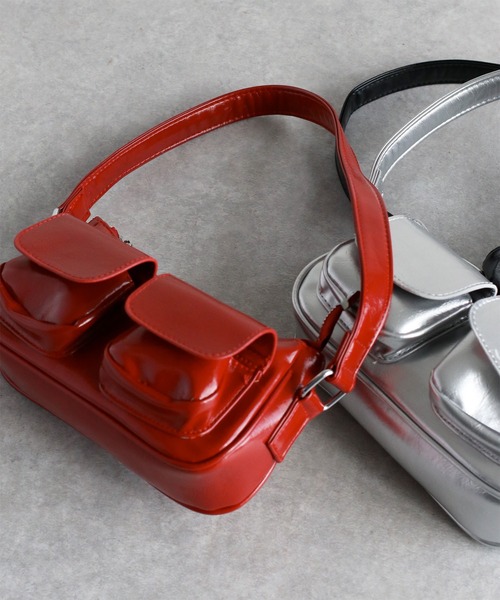 cepo（セポ）の「〈ZOZO限定カラーあり〉ワンショルダーバッグ（ショルダーバッグ・レディース・レッド/ブラック/シルバー・FREE）」の3枚目の写真