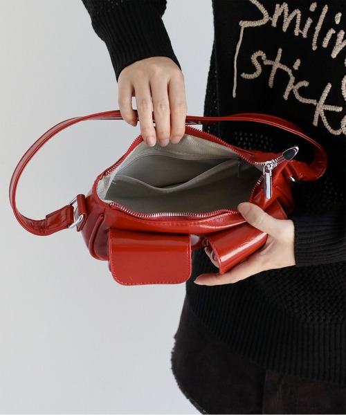 cepo（セポ）の「〈ZOZO限定カラーあり〉ワンショルダーバッグ（ショルダーバッグ・レディース・レッド/ブラック/シルバー・FREE）」の21枚目の写真