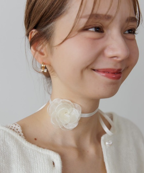 flower(フラワー)の「クリスタルリボンピアス(ピアス(片耳用)・レディース・シルバー/ゴールド・FREE)」の6枚目の写真