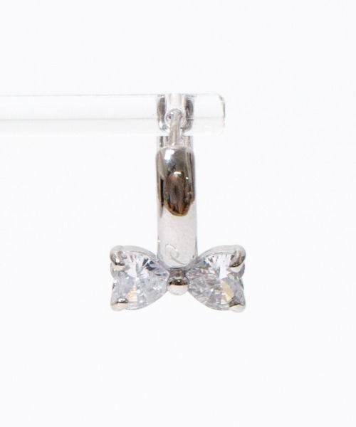 flower(フラワー)の「クリスタルリボンピアス(ピアス(片耳用)・レディース・シルバー/ゴールド・FREE)」の16枚目の写真