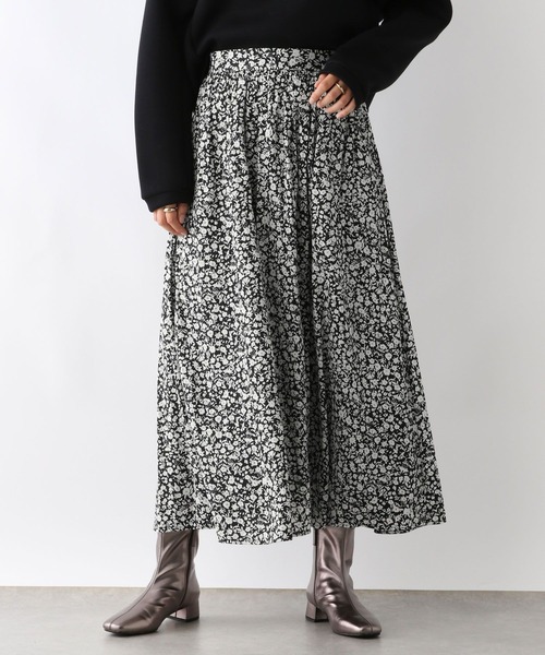 LEPSIM（レプシィム）の「花柄フレアスカート　211982（スカート・レディース・ブラウン/ホワイト×ブラック・FREE）」の3枚目の写真
